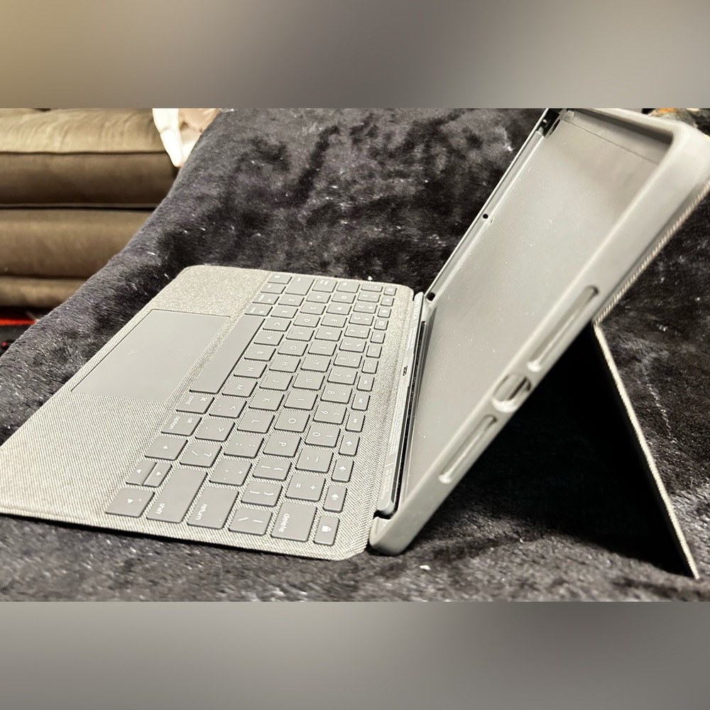 Logitech Ipad Combo Touch